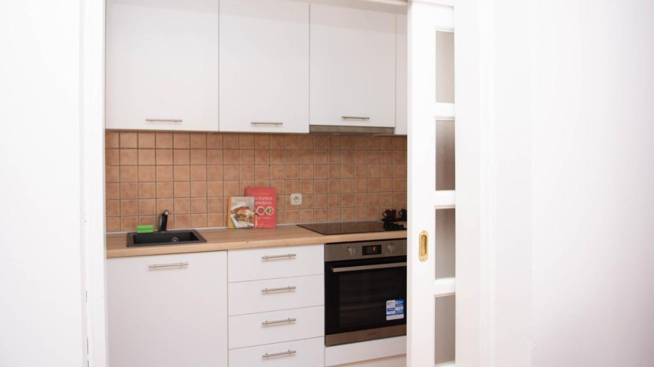 Апартаменты Beautiful Duplex In Heart Of Old Town - Free Parking Сараево Экстерьер фото