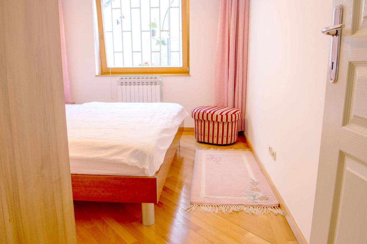 Апартаменты Beautiful Duplex In Heart Of Old Town - Free Parking Сараево Экстерьер фото