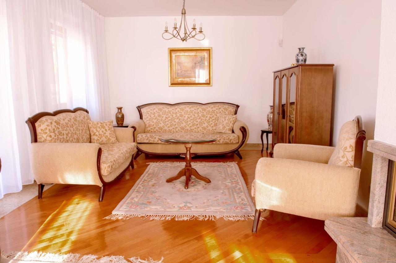 Апартаменты Beautiful Duplex In Heart Of Old Town - Free Parking Сараево Экстерьер фото