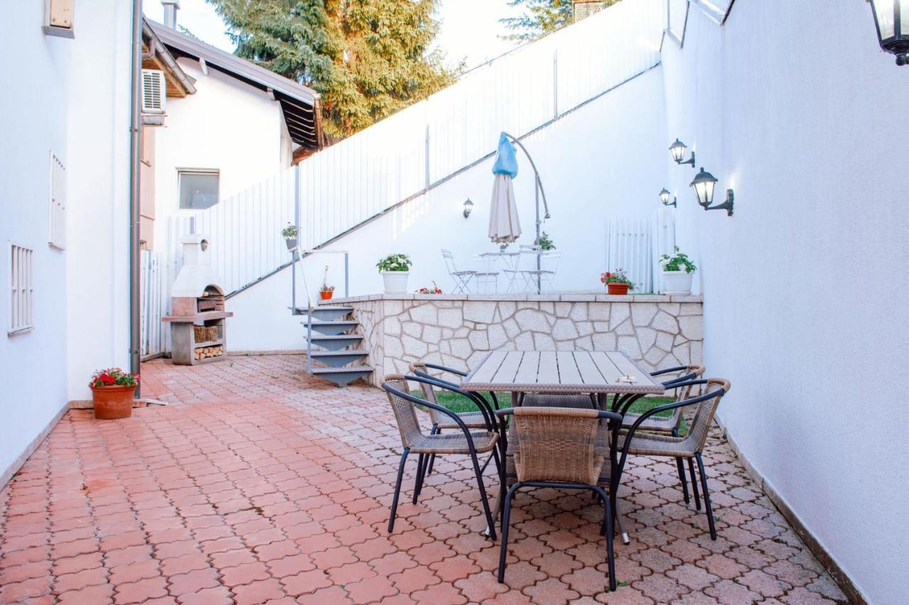 Апартаменты Beautiful Duplex In Heart Of Old Town - Free Parking Сараево Экстерьер фото